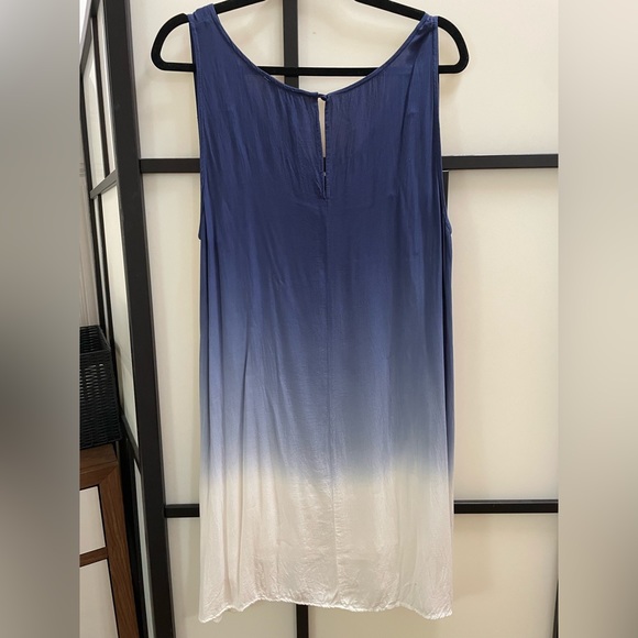 BB Dakota Dress - Picture 2 of 4